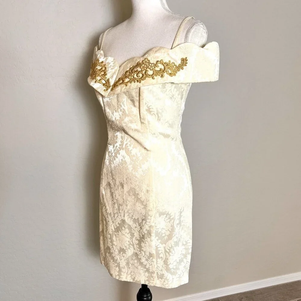 Vintage 1980s Roberta Ivory Brocade Courthouse Wedding Dress Gold Appliqué XS - Picture 5 of 11